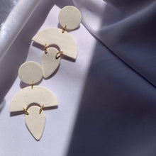 Load image into Gallery viewer, Beatrice (L)