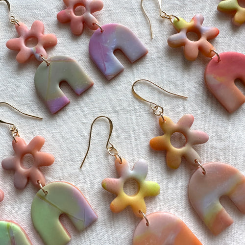 Tie-dye Daisies
