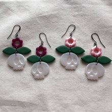 Load image into Gallery viewer, Blooming Skulls