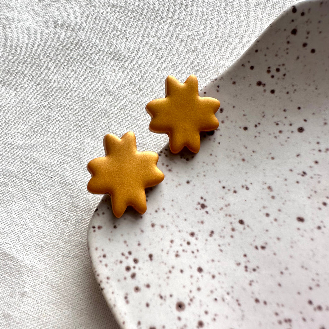 Patch Star Studs