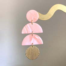 Load image into Gallery viewer, Mipha (pink marble)