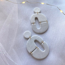 Load image into Gallery viewer, Igloo Hoops